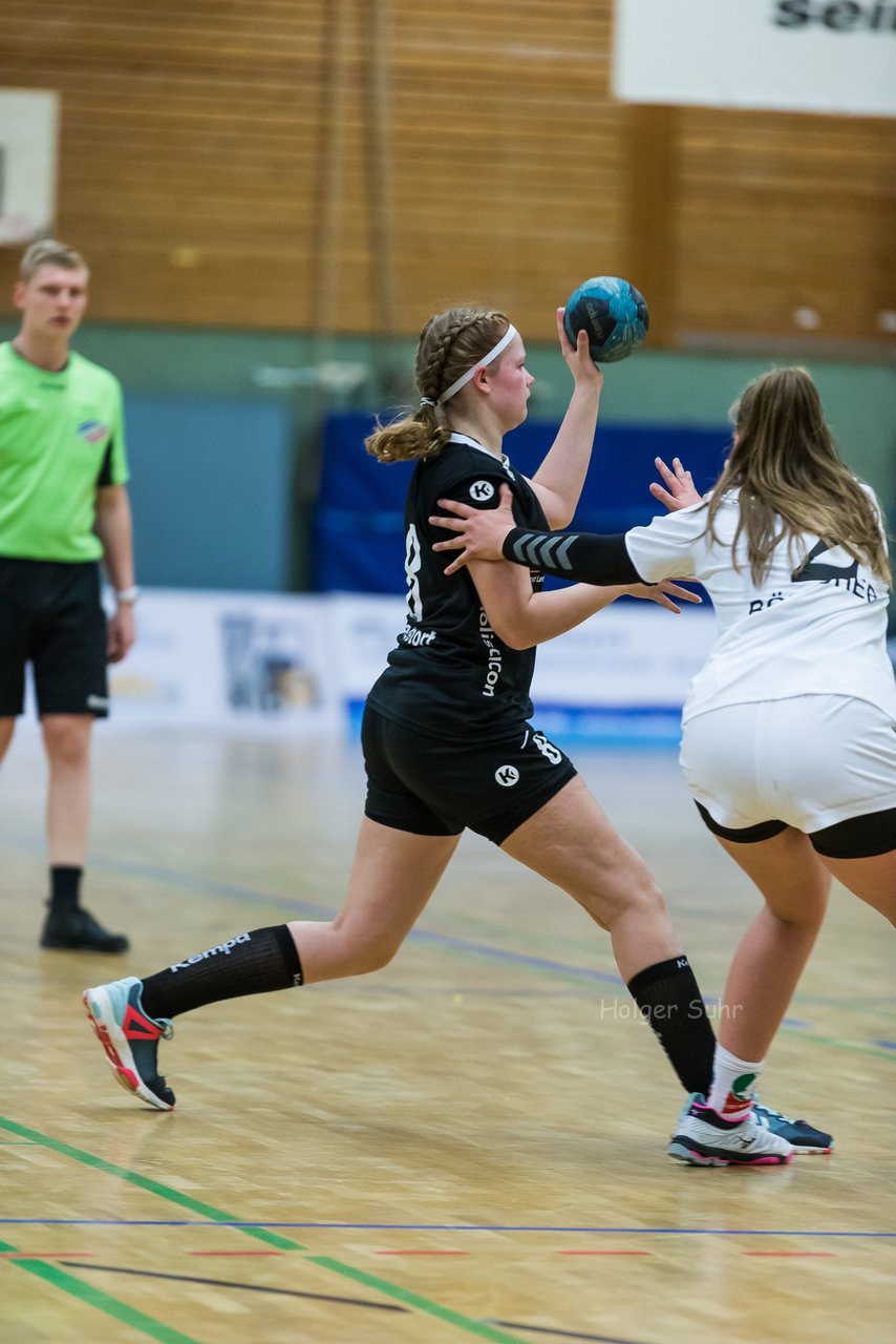 Bild 131 - C-Juniorinnen SVHU - HSD Wagrien : Ergebnis: 30:15